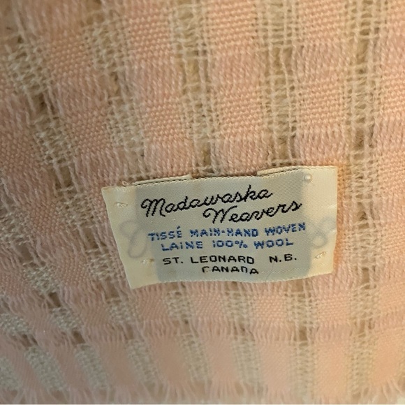 Madawaska Weavers Canada Pure Wool Hand Woven Pale Pink Scarf Kerchief 40”x7.5” - Picture 5 of 5